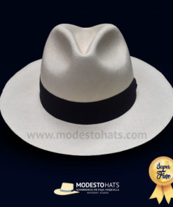 montecristi-panama-hats