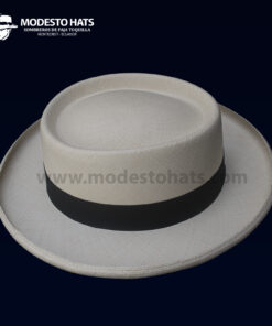 Panama Hat Gambler Montecristi roll-Brim Superfine Grade 30